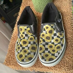 Kids Vans size 3 Asher Checker sunflower slip on